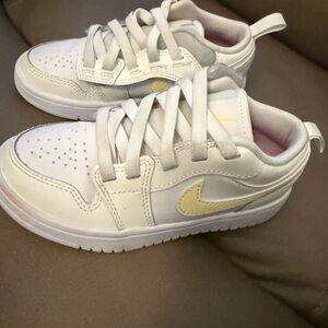 Nike Kids White and Soft Yellow Sneakers